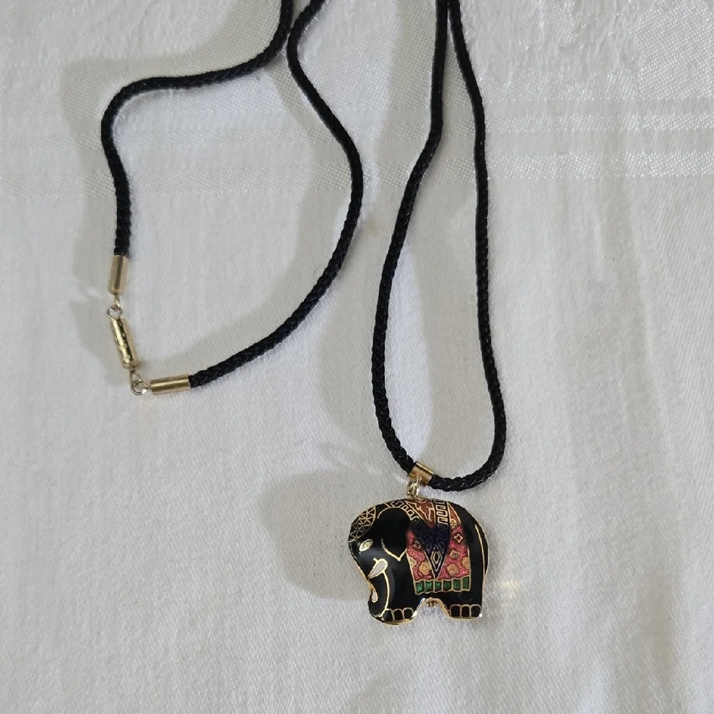 Cloisonne ENAMEL  Elephant Pendant Necklace